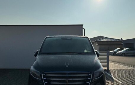 Mercedes-Benz V-Класс, 2025 год, 12 000 000 рублей, 5 фотография