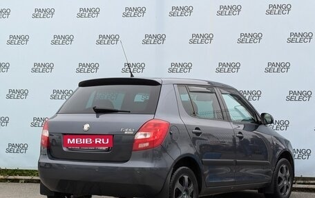 Skoda Fabia II, 2010 год, 650 000 рублей, 3 фотография
