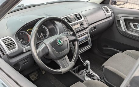 Skoda Fabia II, 2010 год, 650 000 рублей, 7 фотография