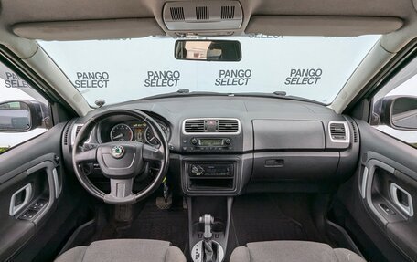 Skoda Fabia II, 2010 год, 650 000 рублей, 12 фотография