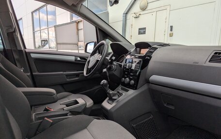 Opel Zafira B, 2011 год, 750 000 рублей, 21 фотография