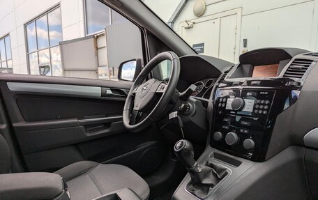 Opel Zafira B, 2011 год, 750 000 рублей, 22 фотография