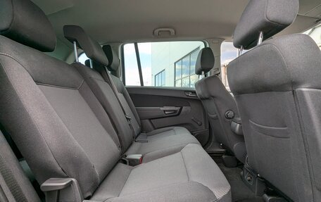 Opel Zafira B, 2011 год, 750 000 рублей, 26 фотография