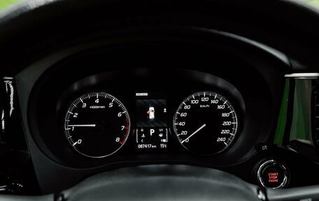 Mitsubishi Outlander III рестайлинг 3, 2018 год, 2 200 000 рублей, 15 фотография