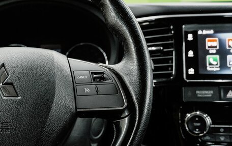 Mitsubishi Outlander III рестайлинг 3, 2018 год, 2 200 000 рублей, 17 фотография