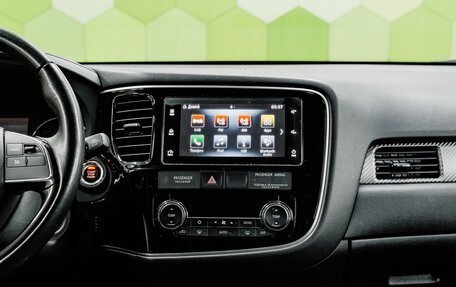 Mitsubishi Outlander III рестайлинг 3, 2018 год, 2 200 000 рублей, 18 фотография