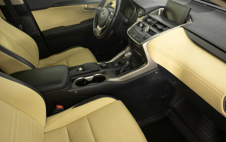 Lexus NX I, 2017 год, 3 099 000 рублей, 15 фотография