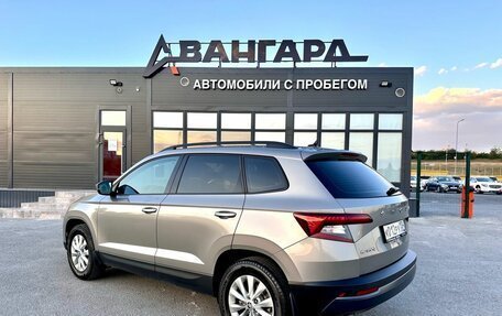 Skoda Karoq I, 2022 год, 2 250 000 рублей, 4 фотография