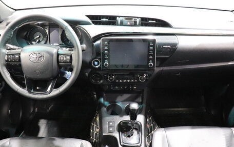 Toyota Hilux VIII, 2021 год, 6 050 000 рублей, 14 фотография