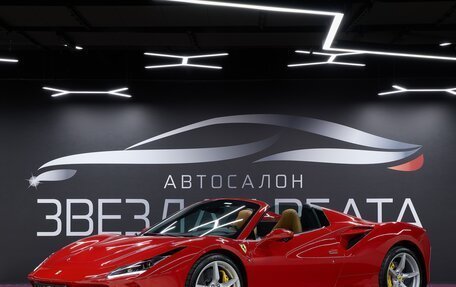 Ferrari F8, 2021 год, 39 000 000 рублей, 3 фотография