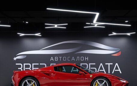 Ferrari F8, 2021 год, 39 000 000 рублей, 9 фотография
