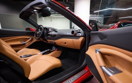 Ferrari F8, 2021 год, 39 000 000 рублей, 26 фотография