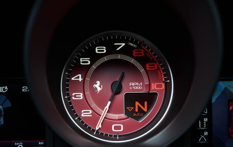 Ferrari F8, 2021 год, 39 000 000 рублей, 29 фотография