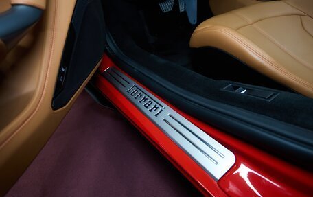 Ferrari F8, 2021 год, 39 000 000 рублей, 34 фотография