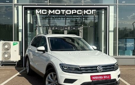 Volkswagen Tiguan II, 2019 год, 3 163 200 рублей, 1 фотография