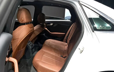 Audi A4, 2021 год, 2 580 000 рублей, 15 фотография