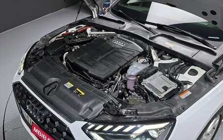 Audi A4, 2021 год, 2 580 000 рублей, 5 фотография