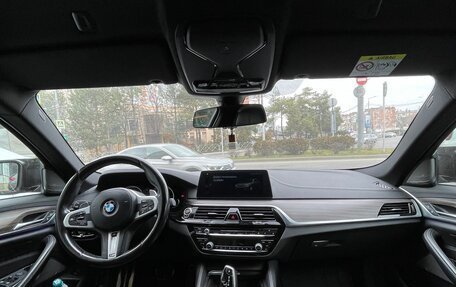 BMW 5 серия, 2017 год, 4 300 000 рублей, 18 фотография