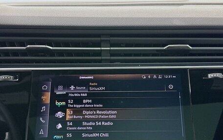 Audi Q7, 2022 год, 6 000 000 рублей, 15 фотография