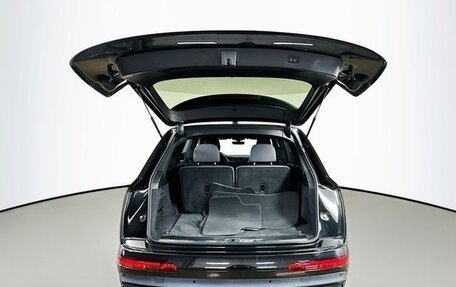 Audi Q7, 2022 год, 6 000 000 рублей, 28 фотография