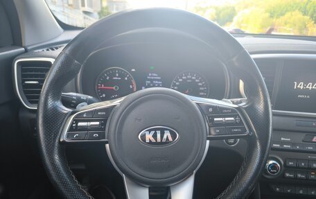 KIA Sportage IV рестайлинг, 2020 год, 2 300 000 рублей, 12 фотография