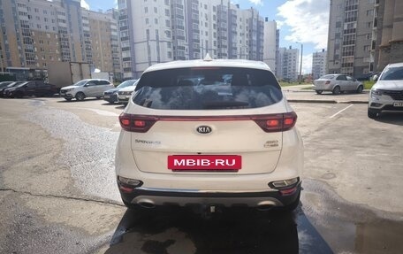 KIA Sportage IV рестайлинг, 2020 год, 2 300 000 рублей, 7 фотография