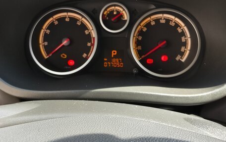 Opel Corsa D, 2011 год, 800 000 рублей, 8 фотография