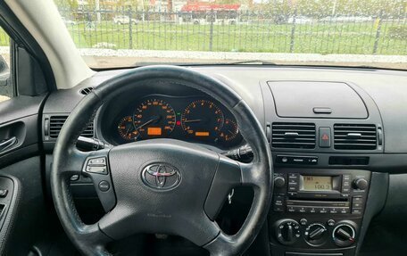 Toyota Avensis III рестайлинг, 2007 год, 570 000 рублей, 11 фотография