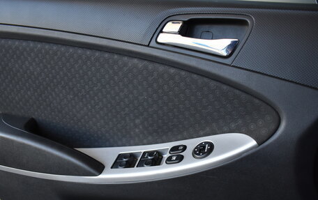 Hyundai Solaris II рестайлинг, 2012 год, 745 000 рублей, 10 фотография