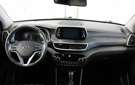 Hyundai Tucson III, 2019 год, 2 420 000 рублей, 13 фотография