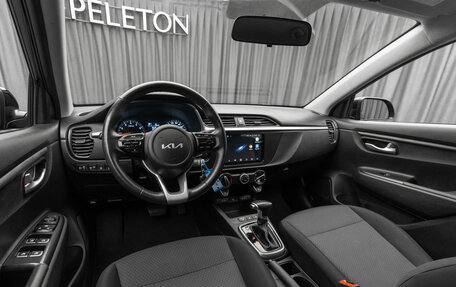 KIA Rio IV, 2021 год, 1 645 000 рублей, 8 фотография