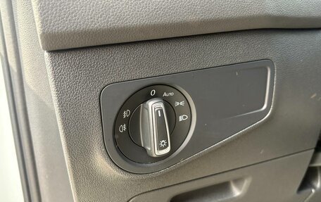 Volkswagen Tiguan II, 2019 год, 3 163 200 рублей, 12 фотография