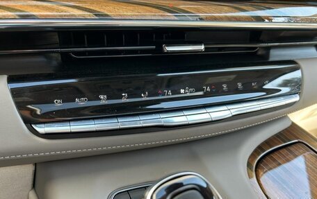 Cadillac Escalade V, 2022 год, 9 982 892 рублей, 20 фотография
