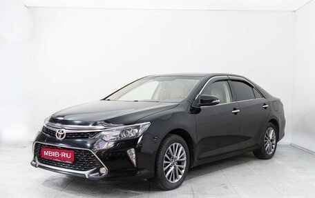 Toyota Camry, 2017 год, 2 470 000 рублей, 1 фотография