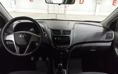 Hyundai Solaris II рестайлинг, 2016 год, 910 000 рублей, 14 фотография