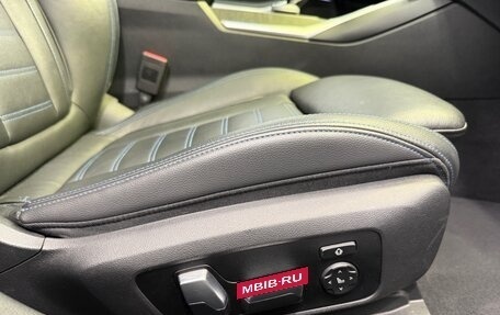 BMW 3 серия, 2019 год, 5 500 000 рублей, 26 фотография