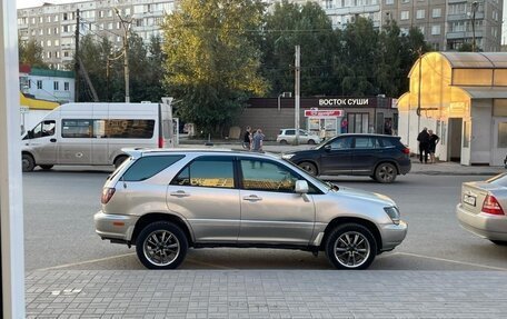 Lexus RX IV рестайлинг, 1999 год, 1 050 000 рублей, 7 фотография