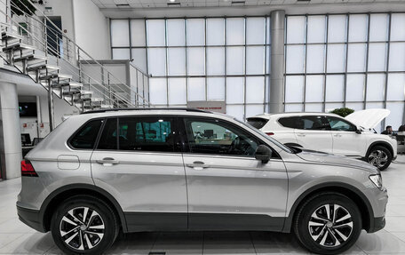 Volkswagen Tiguan II, 2020 год, 2 770 000 рублей, 5 фотография