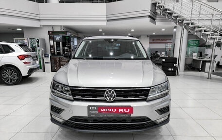 Volkswagen Tiguan II, 2020 год, 2 770 000 рублей, 2 фотография