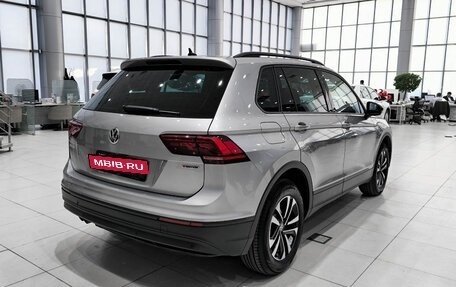 Volkswagen Tiguan II, 2020 год, 2 770 000 рублей, 6 фотография