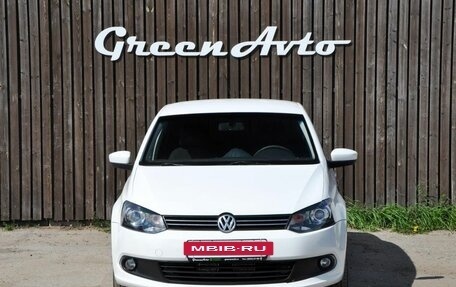 Volkswagen Polo VI (EU Market), 2010 год, 600 000 рублей, 2 фотография