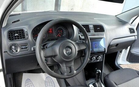 Volkswagen Polo VI (EU Market), 2010 год, 600 000 рублей, 10 фотография