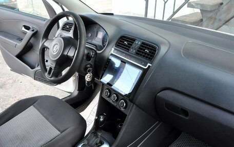 Volkswagen Polo VI (EU Market), 2010 год, 600 000 рублей, 9 фотография
