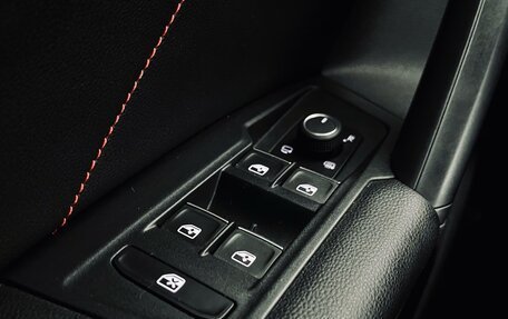 Volkswagen Tiguan II, 2022 год, 3 350 000 рублей, 16 фотография
