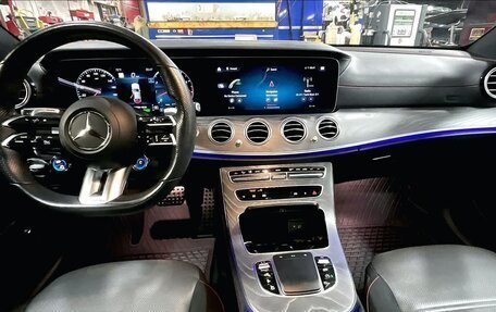 Mercedes-Benz E-Класс AMG, 2022 год, 6 880 299 рублей, 14 фотография