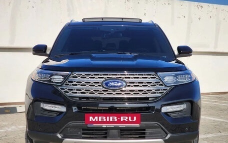 Ford Explorer VI, 2022 год, 3 350 000 рублей, 2 фотография