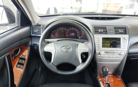 Toyota Camry, 2009 год, 1 200 000 рублей, 7 фотография