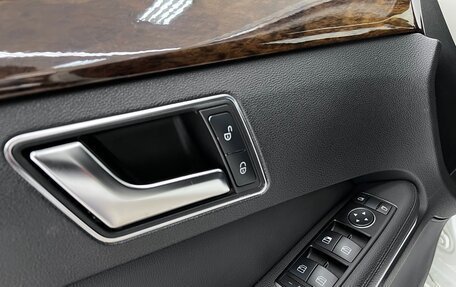 Mercedes-Benz E-Класс, 2012 год, 1 710 000 рублей, 19 фотография