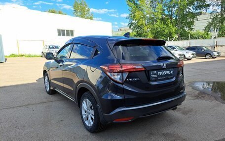 Honda Vezel, 2017 год, 1 850 000 рублей, 7 фотография