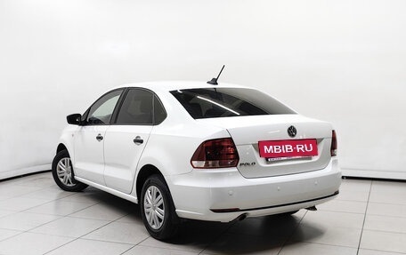 Volkswagen Polo VI (EU Market), 2018 год, 977 000 рублей, 2 фотография